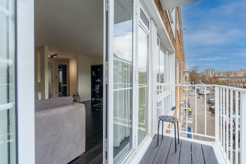 The Camden Suite Bright & Beautiful 2-Bed City Retreat ロンドン エクステリア 写真