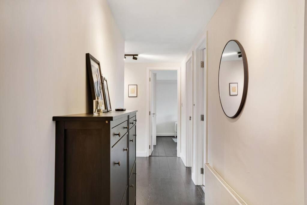 The Camden Suite Bright & Beautiful 2-Bed City Retreat ロンドン エクステリア 写真