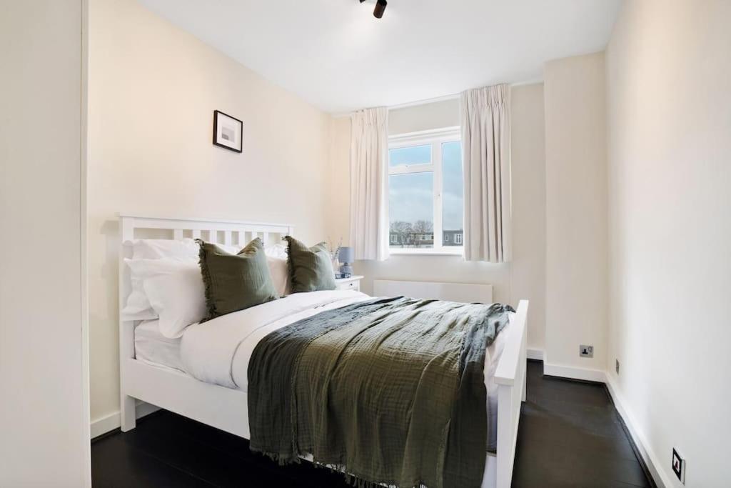 The Camden Suite Bright & Beautiful 2-Bed City Retreat ロンドン エクステリア 写真