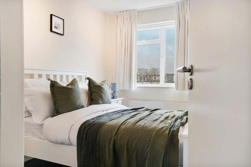 The Camden Suite Bright & Beautiful 2-Bed City Retreat ロンドン エクステリア 写真